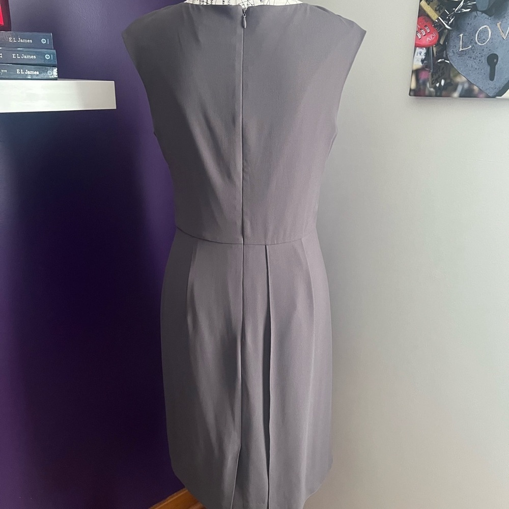 Vince Camuto Sleeveless Dress - Picture 6 of 8